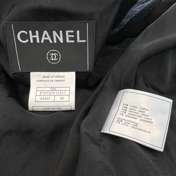 CHANEL NAVY BLACK EMBELLISHED JACKET SIZE FR 40 / US 10 - Picture 17 of 17